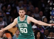 米兰体育下载-凯尔特人队主场大胜黄蜂，完美收官的简单介绍