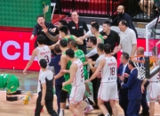 米兰体育-广西男篮与重庆队交手，场上对抗异常激烈的简单介绍