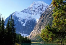 米兰捕鱼-巴列卡诺地狱主场！魔鬼看台如何让豪门也瑟瑟发抖？