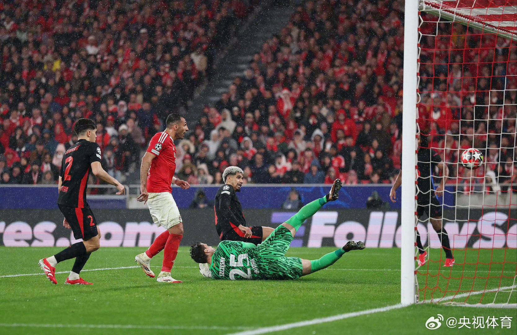 关于佛罗伦萨惨败,战绩一落千丈的信息 关于佛罗伦萨惨败,战绩一落千丈的信息