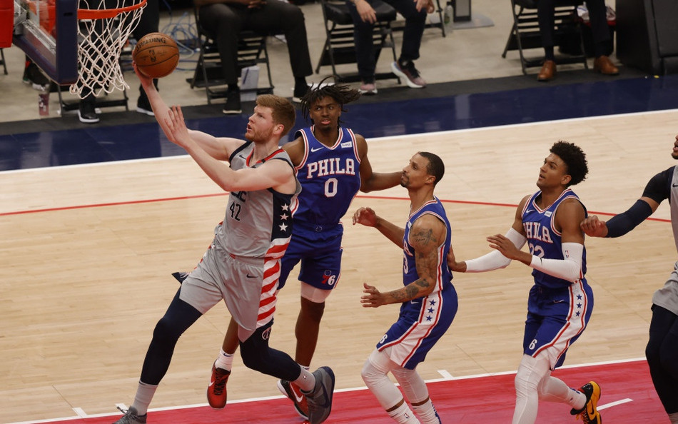 汉堡客场战胜对手,紧咬积分榜前列 汉堡客场战胜对手,紧咬积分榜前列