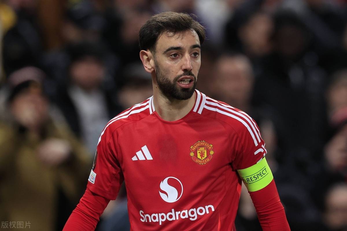 曼联前锋完成精彩帽子戏法