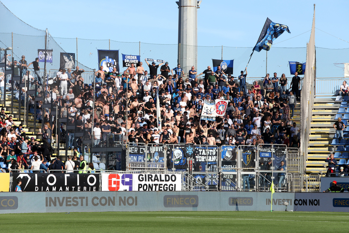 包含斯图加特获得惊喜胜利，振奋全队士气的词条