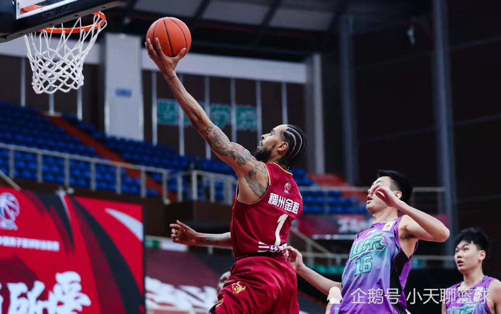 不论球队终止四连胜,感谢段艺潇26分送出的15助攻和暴扣 不论球队终止四连胜,感谢段艺潇26分送出的15助攻和暴扣