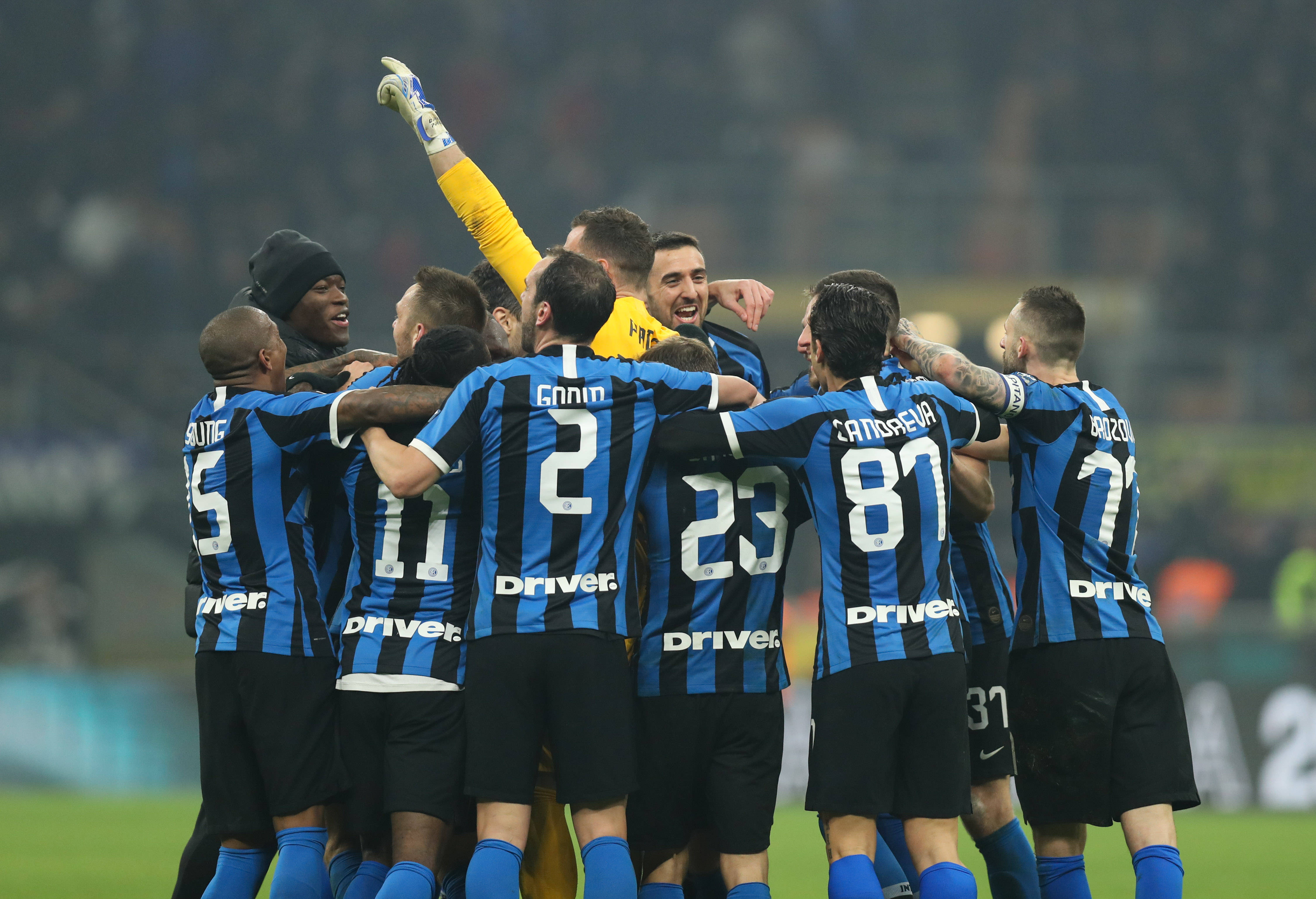 国际米兰主场3-0胜恩波利,继续领跑意甲联赛! 国际米兰主场3-0胜恩波利,继续领跑意甲联赛!