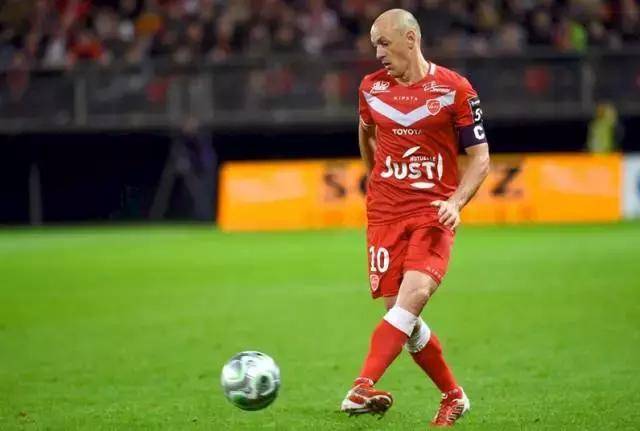 凯泽斯劳滕保持不败势不可挡的简单介绍 凯泽斯劳滕保持不败势不可挡的简单介绍