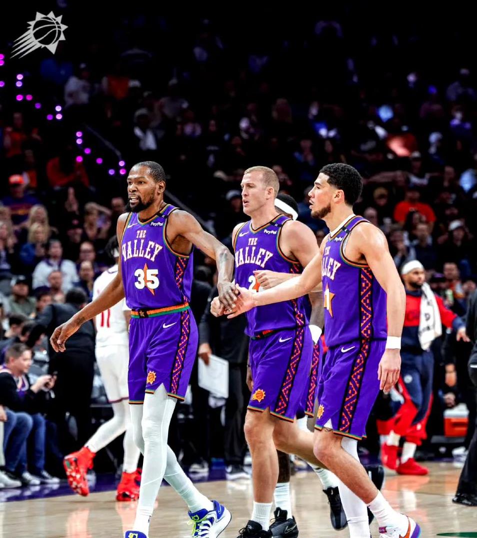 太阳鏖战广东队,杜兰特扛起全队 太阳鏖战广东队,杜兰特扛起全队