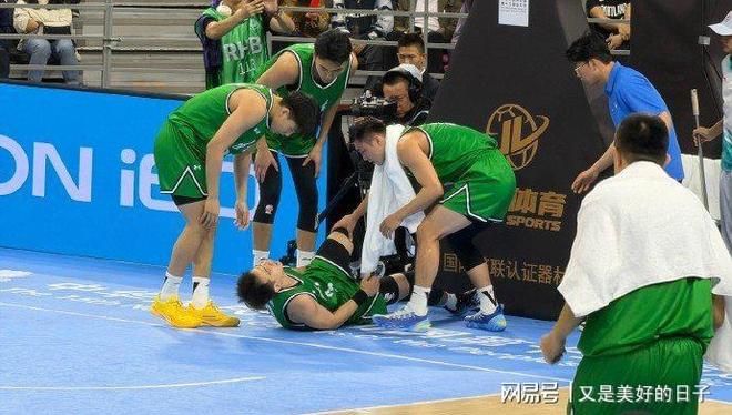 浙江队翻盘吉林队,高诗岩带队取胜 浙江队翻盘吉林队,高诗岩带队取胜